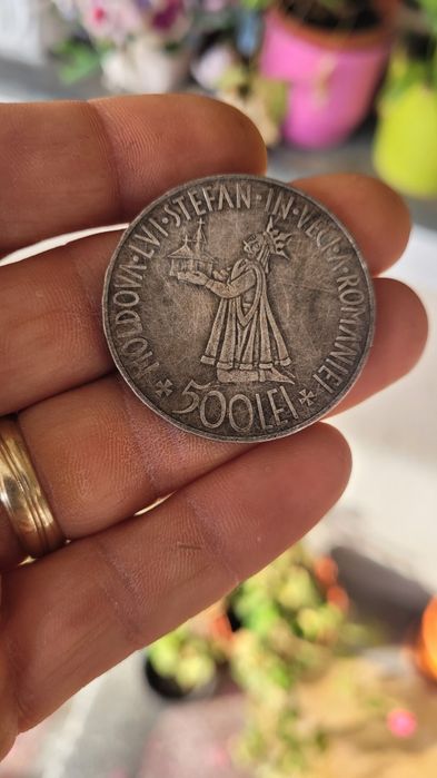 Vând monedă de 500 RON din 1941 cu Mihai I