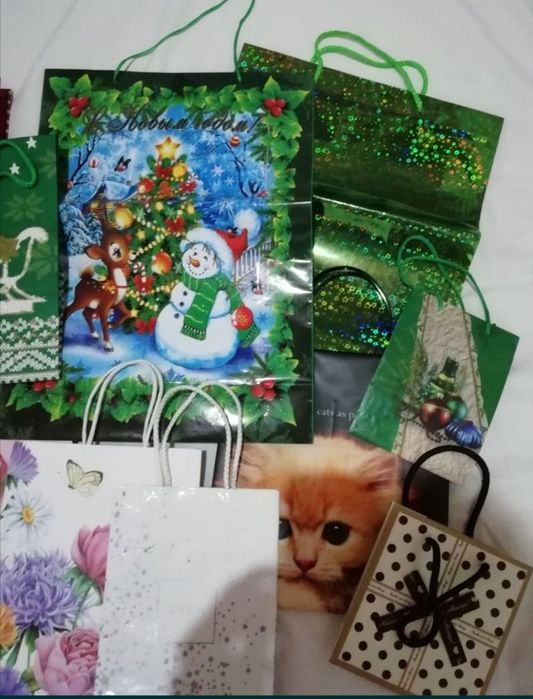 Праздничные пакеты. Цена за всё.