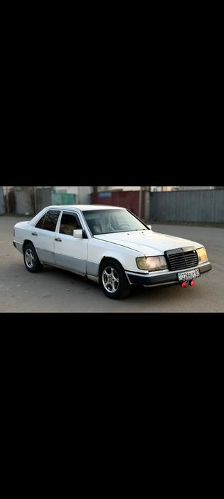 Продам Мерседес 124