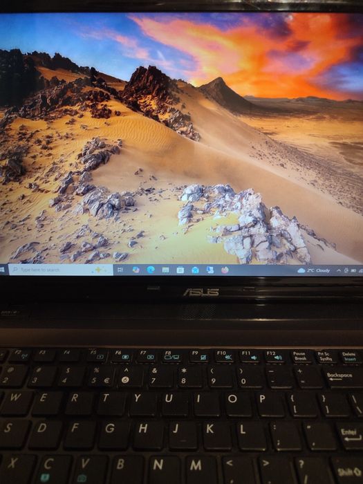 Laptop Asus i3-2.53Ghz