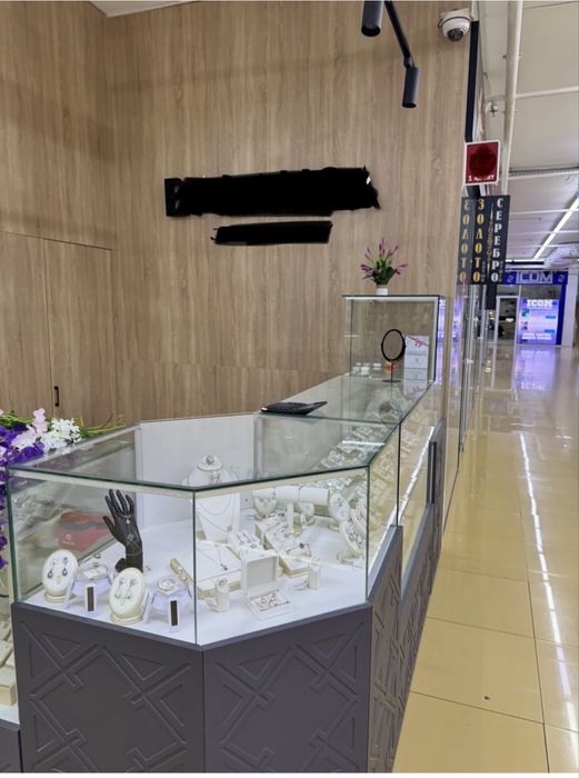 Продам витрину в отличном состоянии