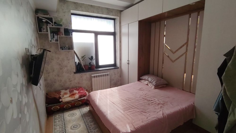 Kvartira 2 xonali, sotiladi! Remonti zo'r.