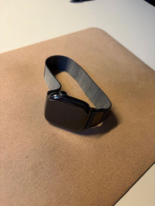 Apple Watch 10, 42 mm Titanium