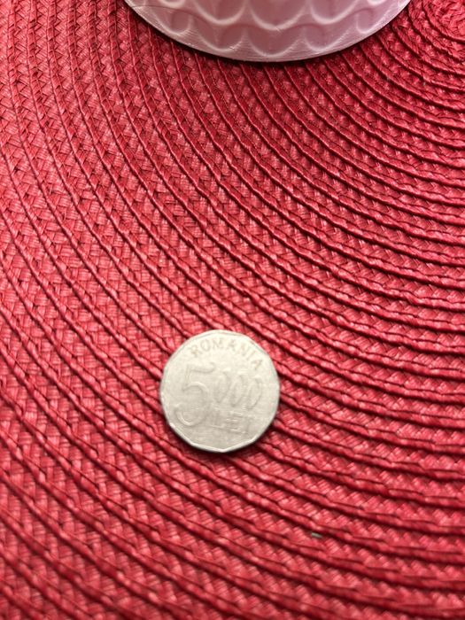 Vand monede de colectie