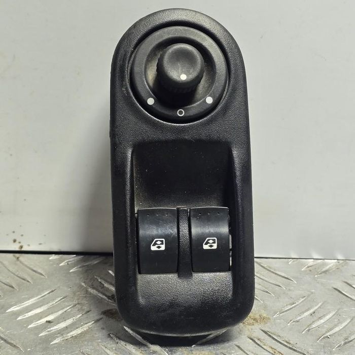 Butoane comanda geamuri electrice Renault Master