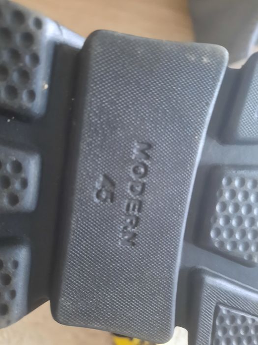 Мужская обувь кожа кроссовки оригинал