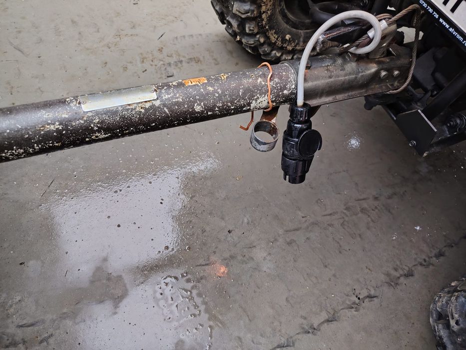 Vand remorcuta pentru atv