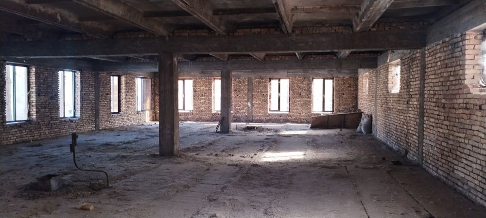 Фаргона шахар Киргули мавзеси Пеликанда жойлашганжойлашган Нотурар ж