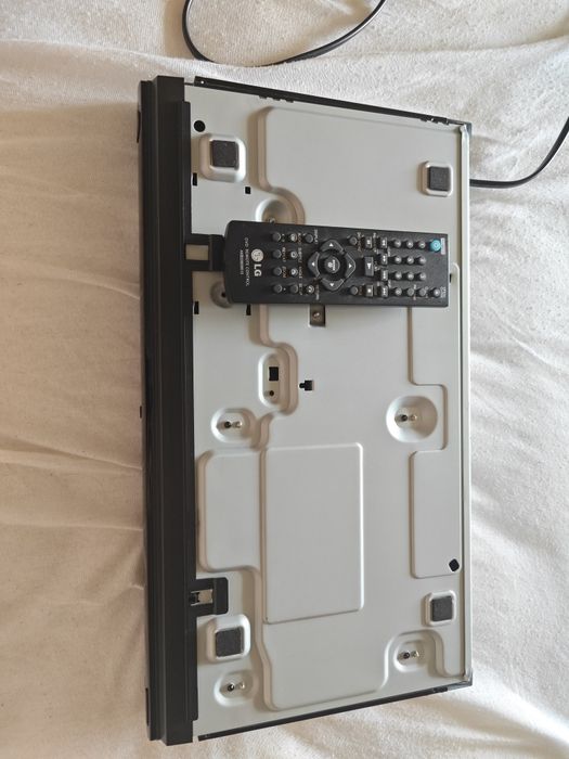 DVD Player LG DVX440 ( citiți descrierea)