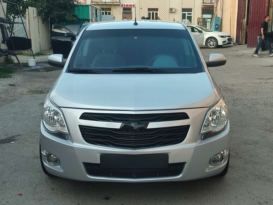 Машина сотилади холати ало бензинда умуман газ куйилмаган,краска 30 фо