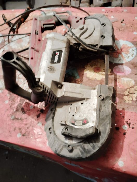 Masinarie de taiat metal circulara