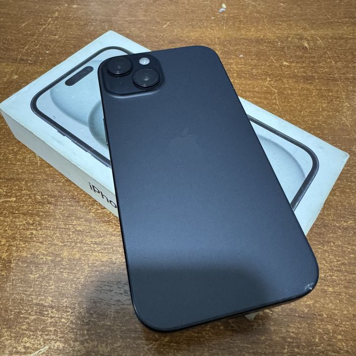IPhone 15 black 128 Gb