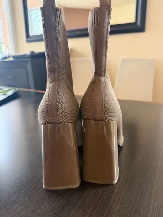 Обувки с ток 37 номер