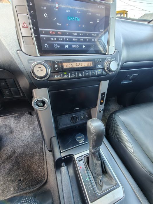 TOYOTA Land Cruiser 2012 — imagine 5