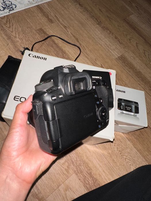 родам Canon 6D mark 2 плюс 50mm