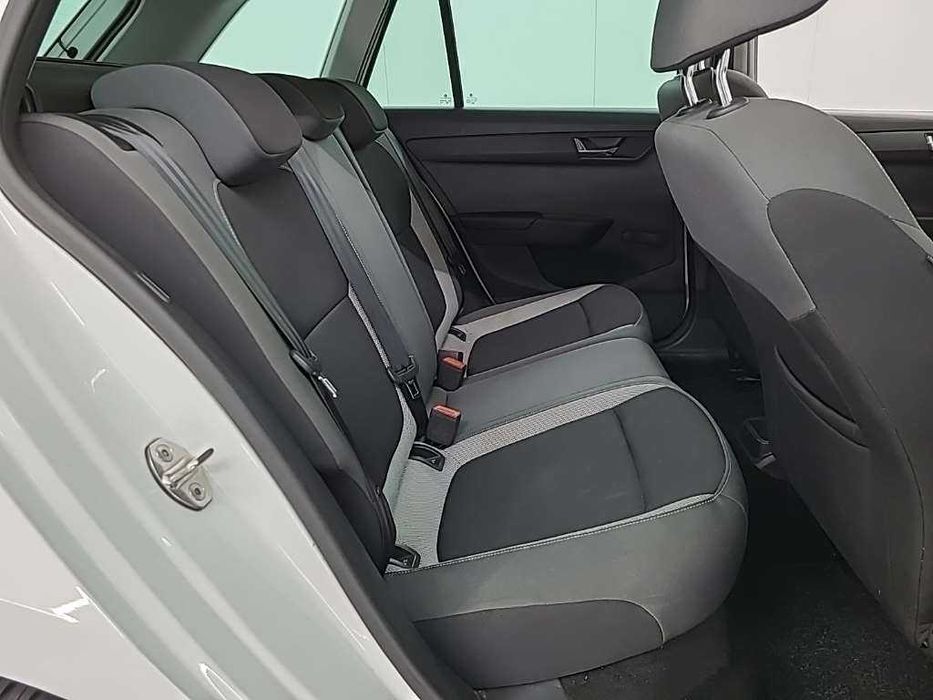 Inchirieri auto - Inchiriez masina - Skoda 2019 diesel - consum mic