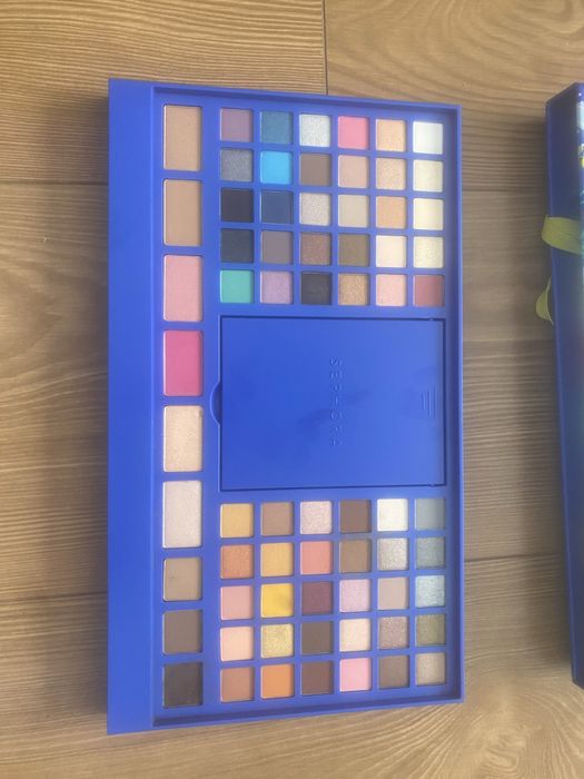 Палитра с гримове на Sephora