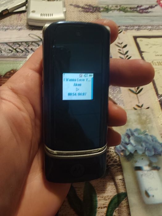 Telefon Motorola K1