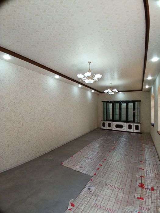 Хортумда Ховли уй сотилади