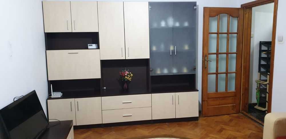 Apartament de inchiriat
