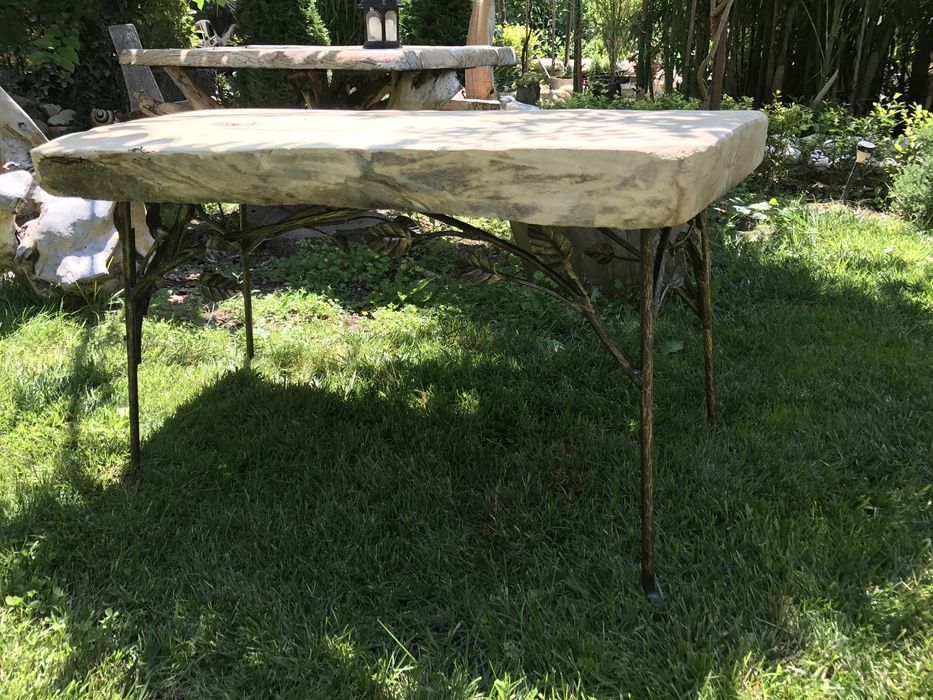 Маса холна , трапезна маса от масивно дърво