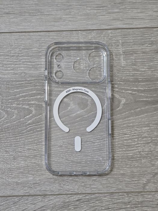 Husă ESR iPhone 17 Pro HaloLock MagSafe – Control Cameră