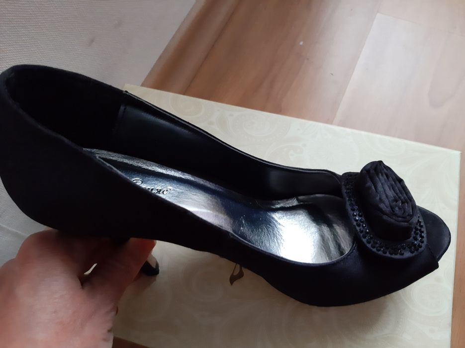 Дамски официални обувки