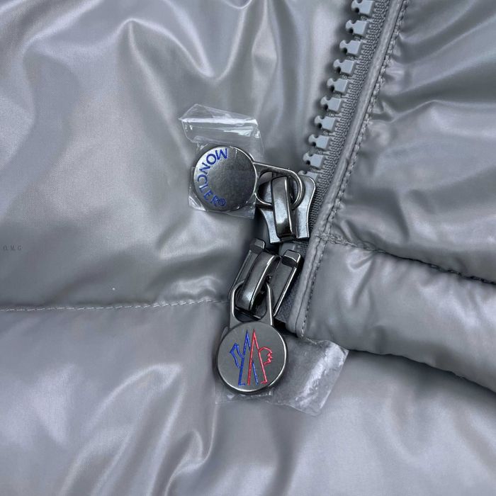 Moncler Maya - Puffer Grey