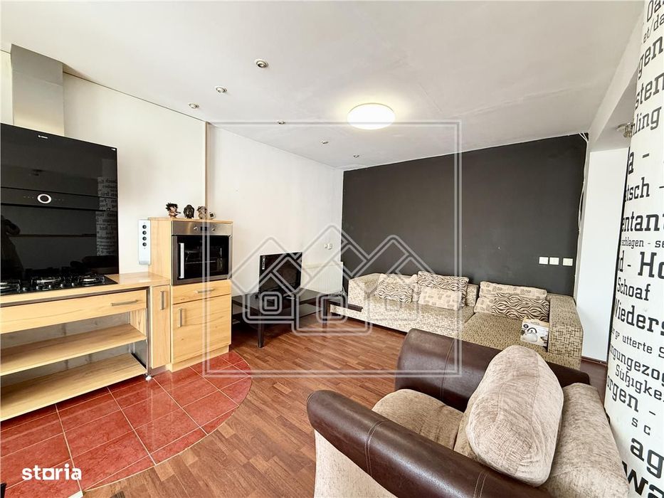 Apartament cu 4 camere, la casa, cu curte - Calea Tunisorului, Sibiu