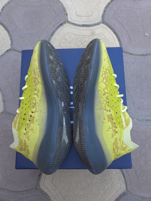 Vând Yeezy Boost 380 Hylte