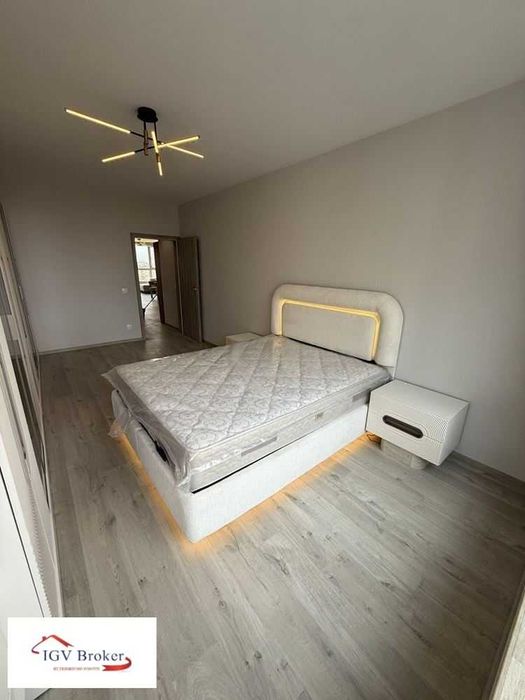 Продава се Тристаен апартамент в София, Банишора - 111 кв.м за 1792 €/кв.м - Снимка #4