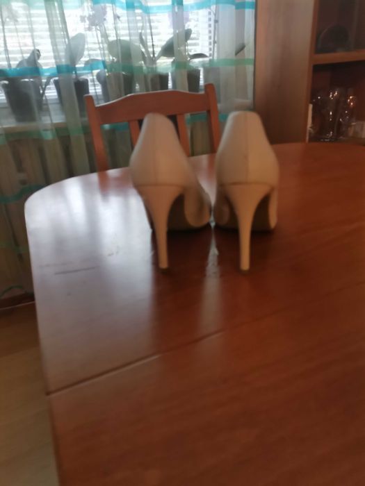 Официални дамски обувки