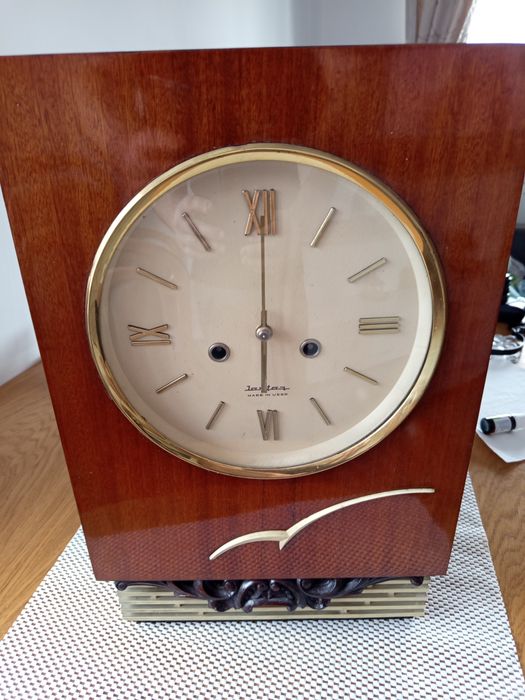 Ceas cu pendul Jantar