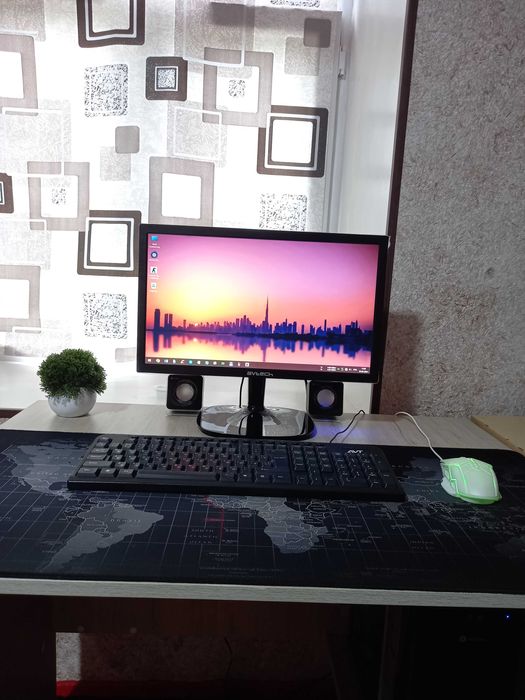 Men birinchi marta erimni belbog bilan sikaman.