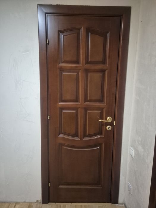 Продам межкомнатные двери
