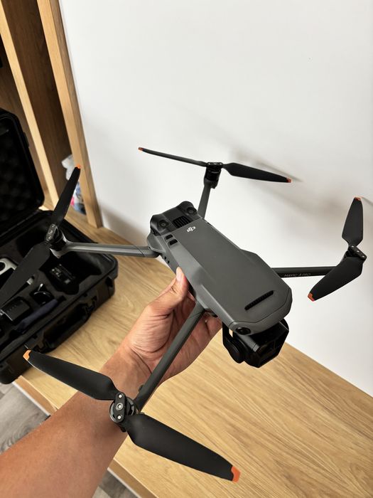 Dji mavic 3 pro fly more combo