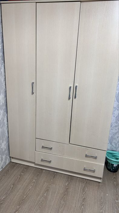 Шкаф и кровать 2шт.