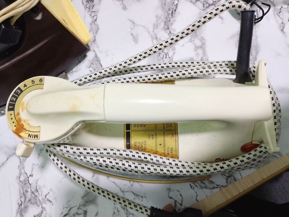 Утюги, разные Б/У