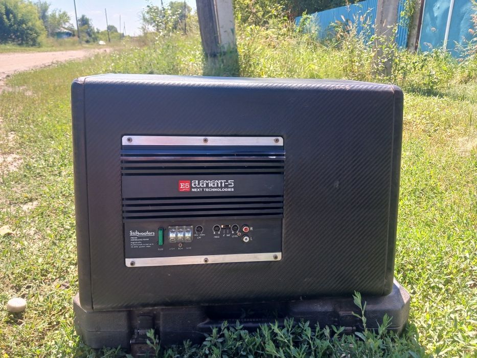 Продам саббуфер б.у