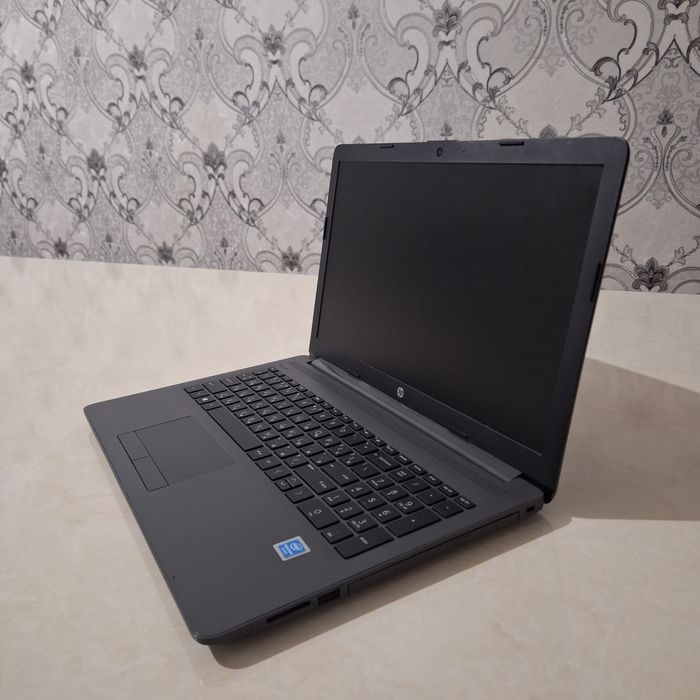 Noutbuk  hp ( DESKTOP )