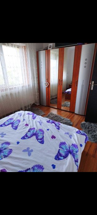 Închiriez apartament str Arțarilor Bistrița  et3 ,telefon 0740439315,