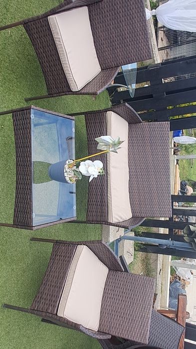 Set de gradina  2 fotolii plus masa plus banca