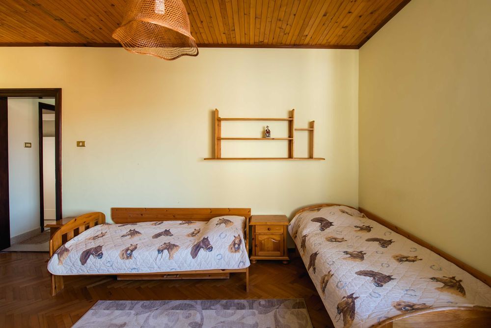 Дава се под наем Четиристаен апартамент в Варна, Операта - 110 кв.м за 999.6 € - Снимка #11