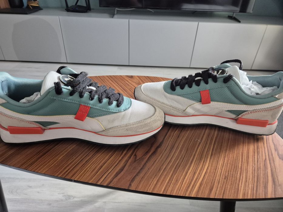 Adidasi Puma stare buna