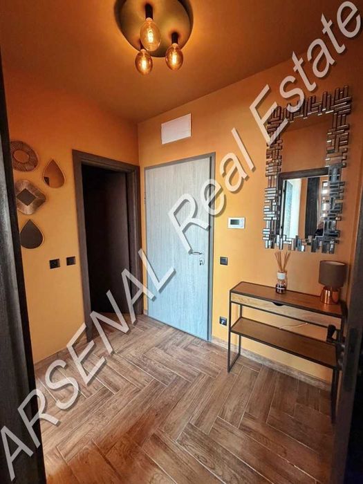 Луксозен двустаен апартамент под наем, Младост 4