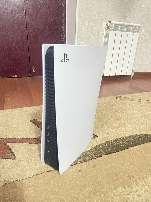 PlayStation 5.               ..