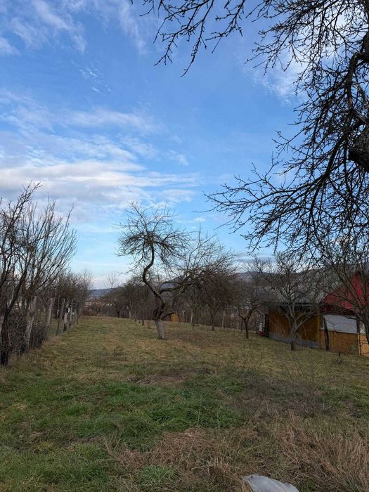 Cabana noua suspendată pe piloni de vânzare, 140 mp construiți (90 mp utili) Cugir