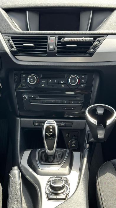 Vând BMW X1 ( XDrive )