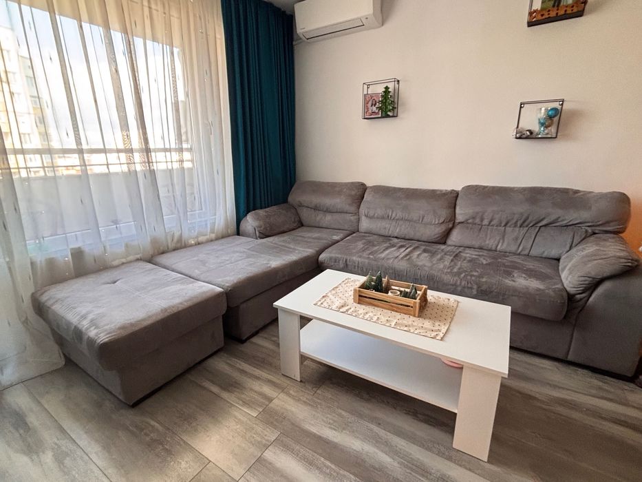 Ъглов диван употребяван