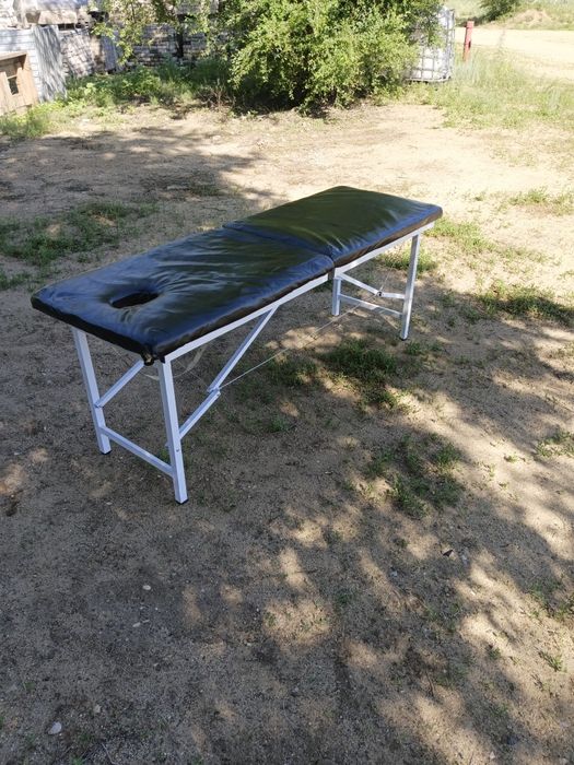 Продам кушетку для массажа